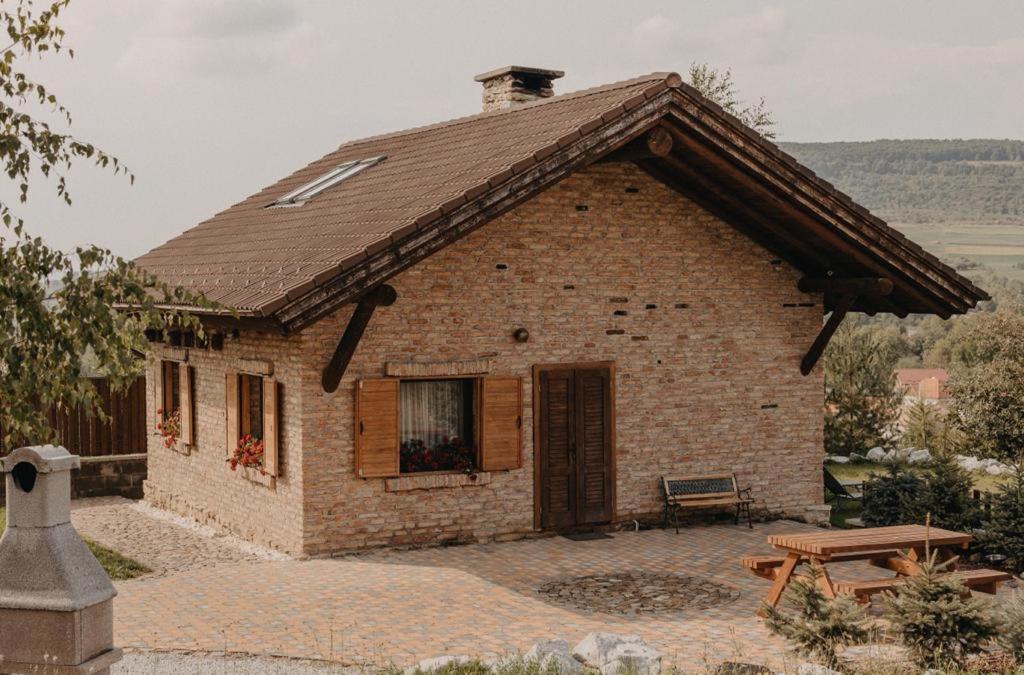 Honey Home Bistriţa Esterno foto